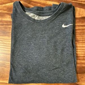 XL Nike tee